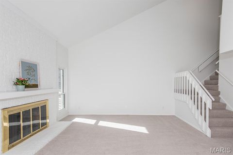 Tiny photo for 1010 Thoreau Court #301, St Louis, MO 63146 (MLS # 26018978)