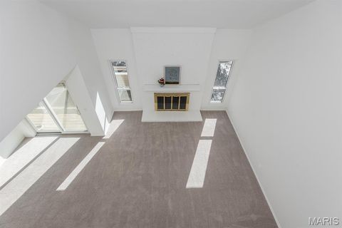 Tiny photo for 1010 Thoreau Court #301, St Louis, MO 63146 (MLS # 26018978)