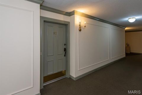 Tiny photo for 1010 Thoreau Court #301, St Louis, MO 63146 (MLS # 26018978)