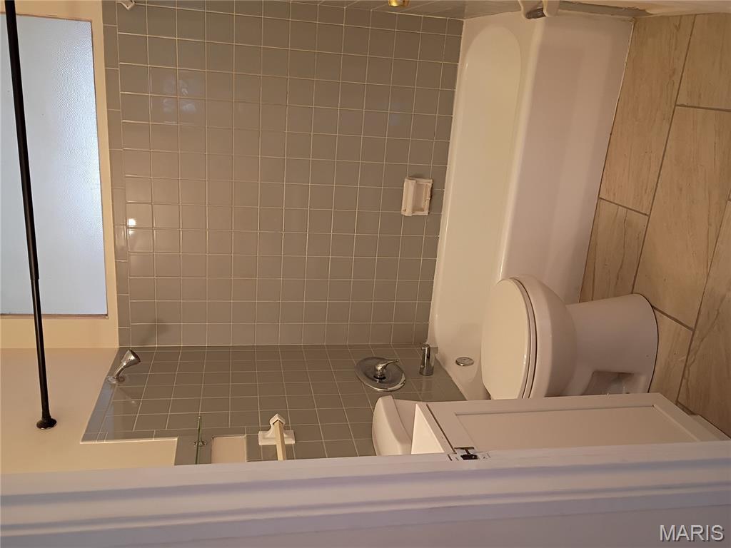 St Louis, Missouri 63136, United States, 3 Bedrooms Bedrooms, ,2 BathroomsBathrooms,Residential,Active,256199