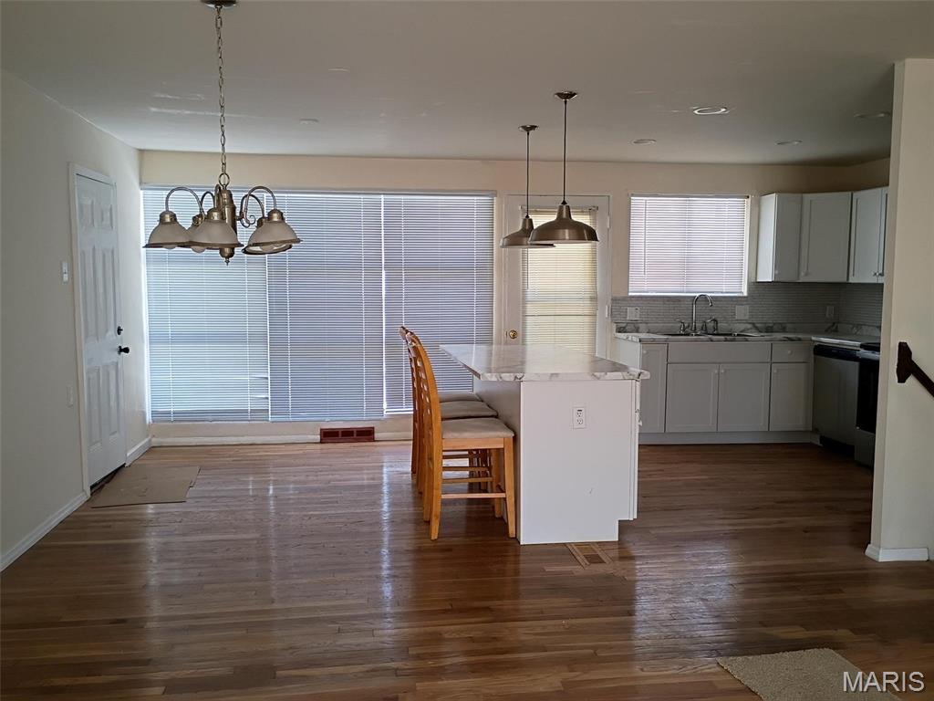 St Louis, Missouri 63136, United States, 3 Bedrooms Bedrooms, ,2 BathroomsBathrooms,Residential,Active,256199