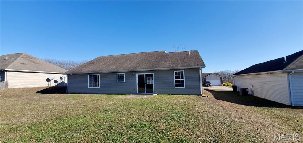 Photo of 225 Settlers Pass, Waynesville, MO 65583 (MLS # 25080173)