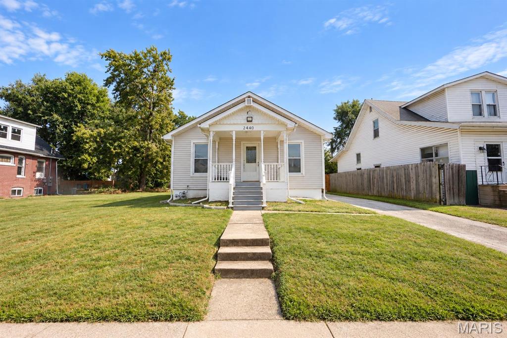 2440 Iowa Street