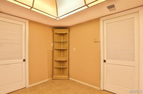 Tiny photo for 922 N Claytonbrook Drive #1, Ballwin, MO 63011 (MLS # 26012168)