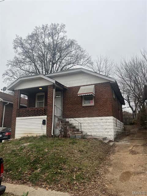 Photo of 8327 Eton Place, St Louis, MO 63136 (MLS # 26052684)