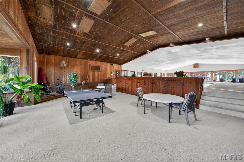 Chateau Country Club - Residential