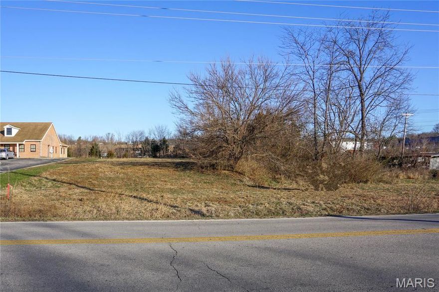Great opportunity to develop in a well-established area with steady traffic flow! This 1.64 m/l acre lot is located along 10th Street, surrounded by a diverse mix of retail, residential, and medical offices. Zoned C-1, the property offers flexibility for a variety of commercial uses, making it a strong choice for businesses looking to establish a presence in a growing community. Location: City