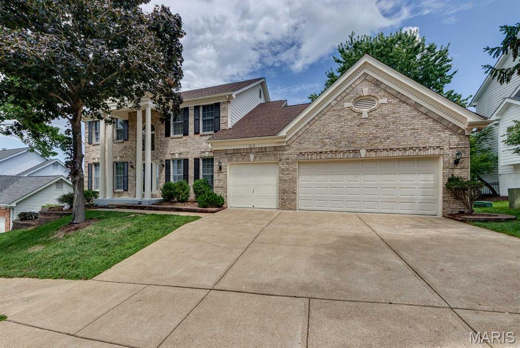 212 Turnberry Place Drive