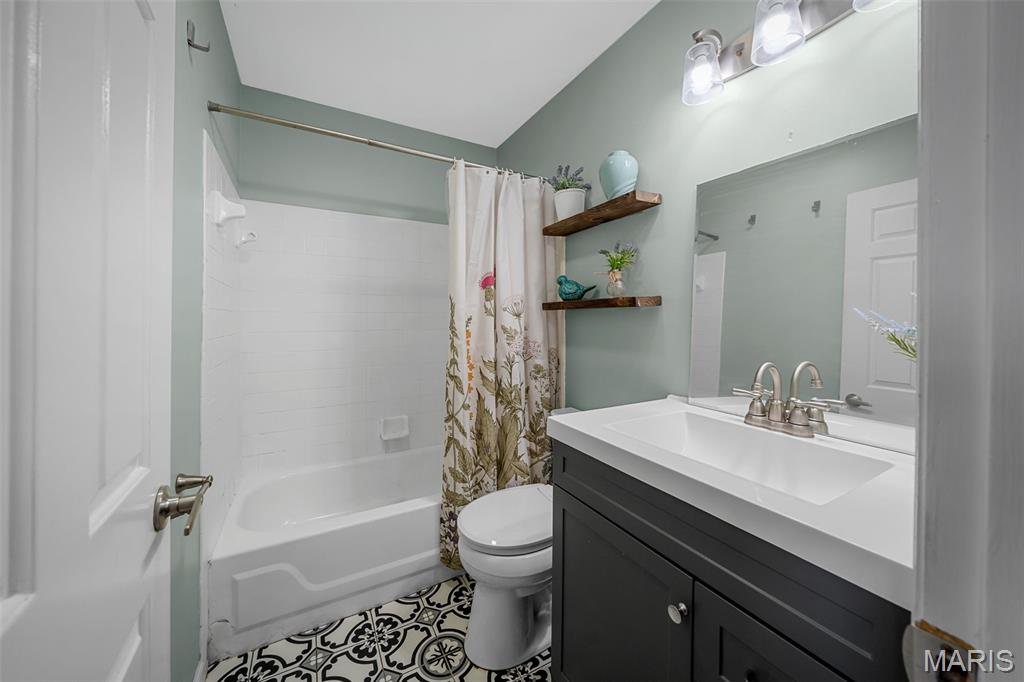 Dolman Condos - Residential