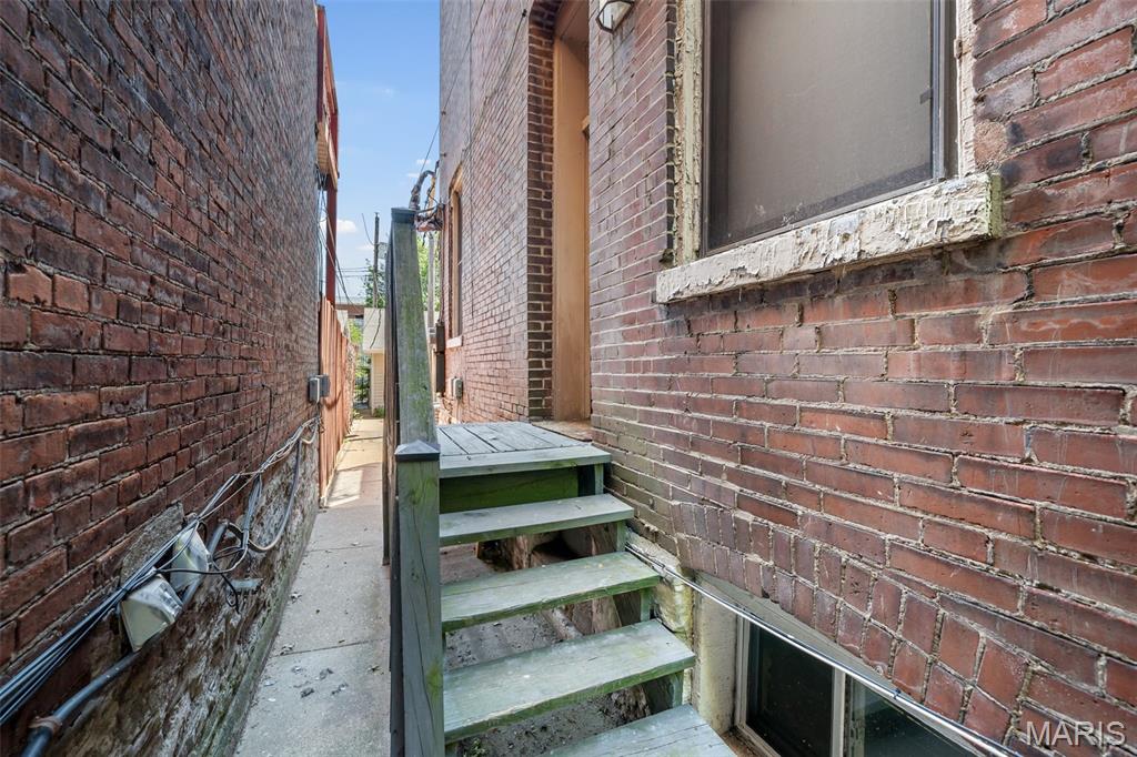 Dolman Condos - Residential