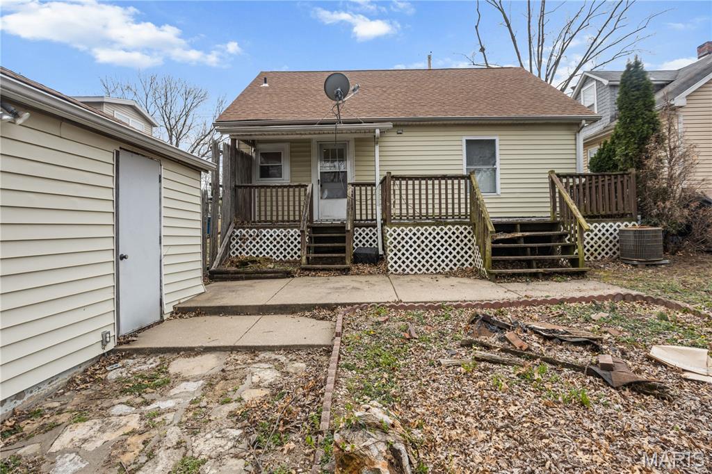 Jones Addn-St Chas Ira C - Residential