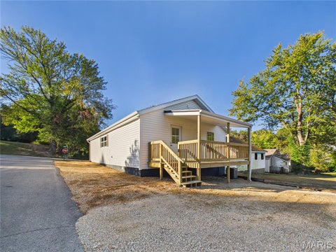 Tiny photo for 600 Center Street, Bloomfield, MO 63825 (MLS # 26067037)