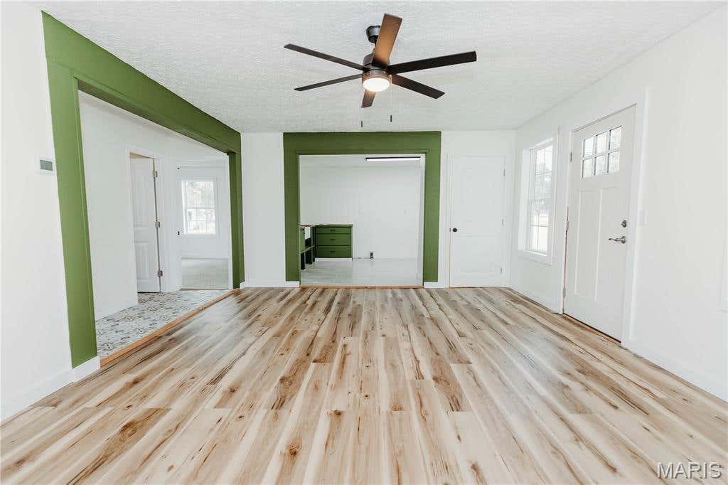 Photo of 303 S Pine Street, Dixon, MO 65459 (MLS # 26051372)