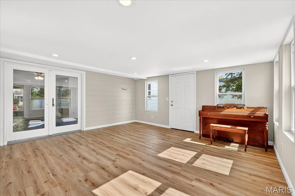 Fox Manor 1 - Residential