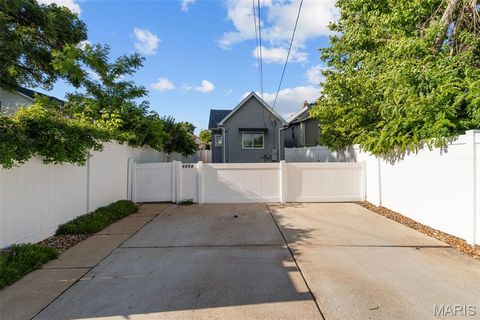 Tiny photo for 6228 Fyler Avenue, St Louis, MO 63139 (MLS # 26030099)