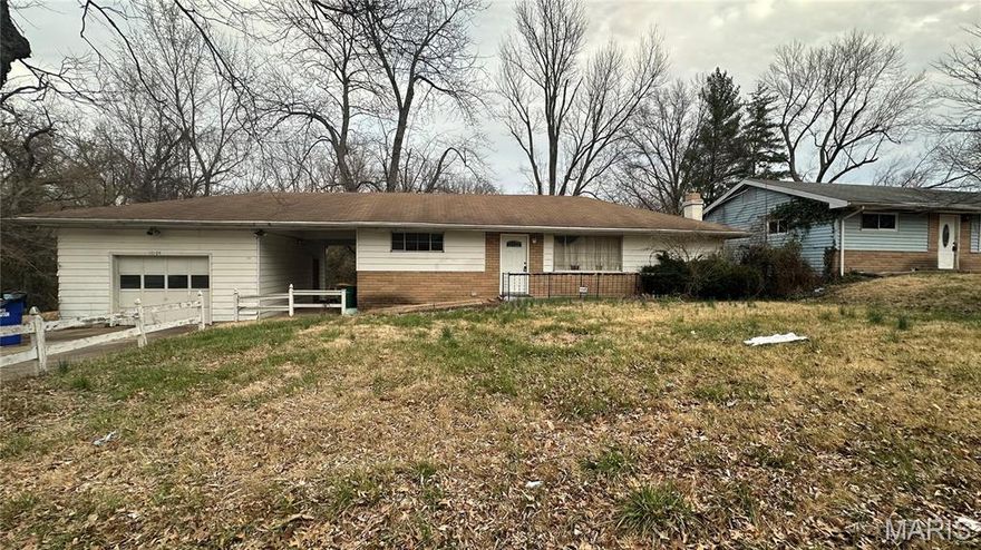 Investors, this is the one you’ve been waiting for. 10164 Ventura is a single family home with solid bones, a large lot, and a price point well below market that leaves plenty of room to build in your margin.
The structure is sound and ready for your vision. Whether you’re looking to flip for a quick return or hold as a rental, the fundamentals are here. The oversized lot adds flexibility and potential that most comparable properties in this range simply don’t offer.
Priced to move and priced to profit. Properties like this don’t sit long. Bring your contractor and run your numbers before someone else does.