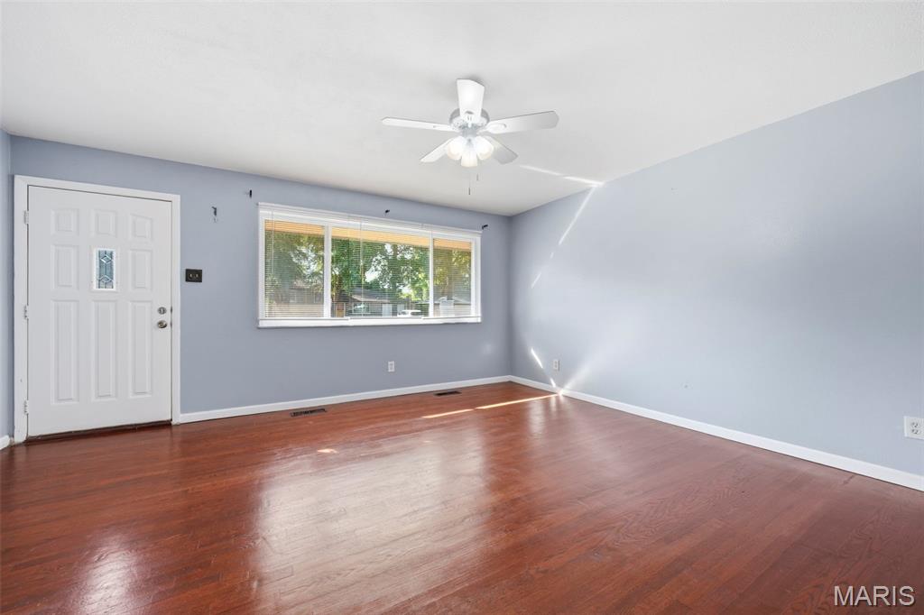 1925 Apple Blossom Court
