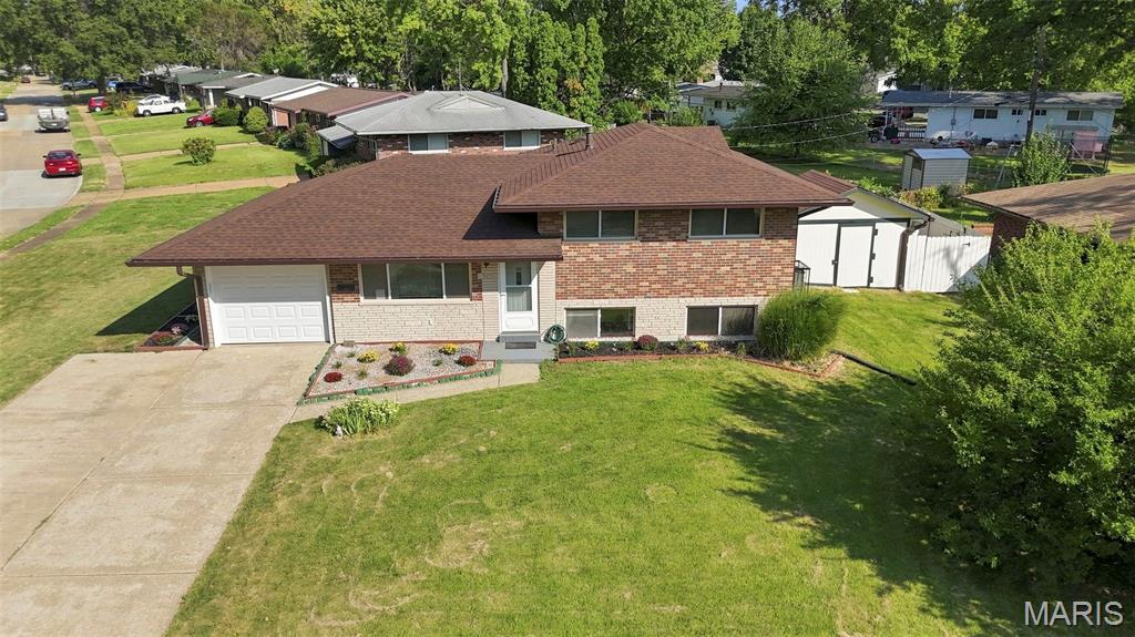 1925 Apple Blossom Court