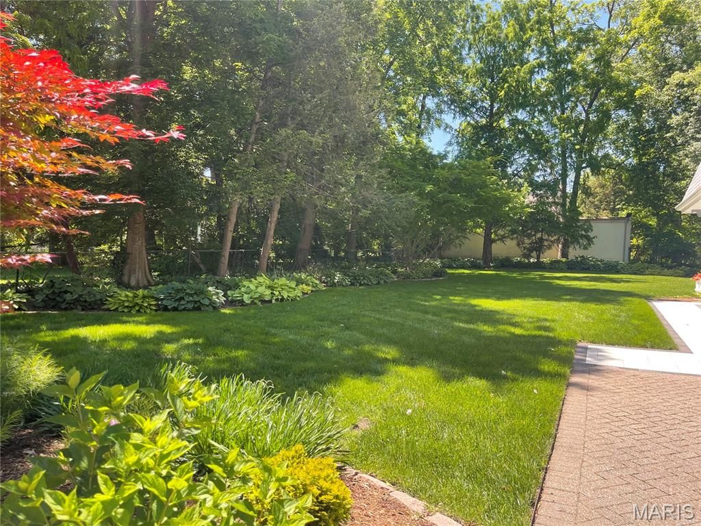 Photo of 119 S Gore Avenue, St Louis, MO 63119 (MLS # 26029301)