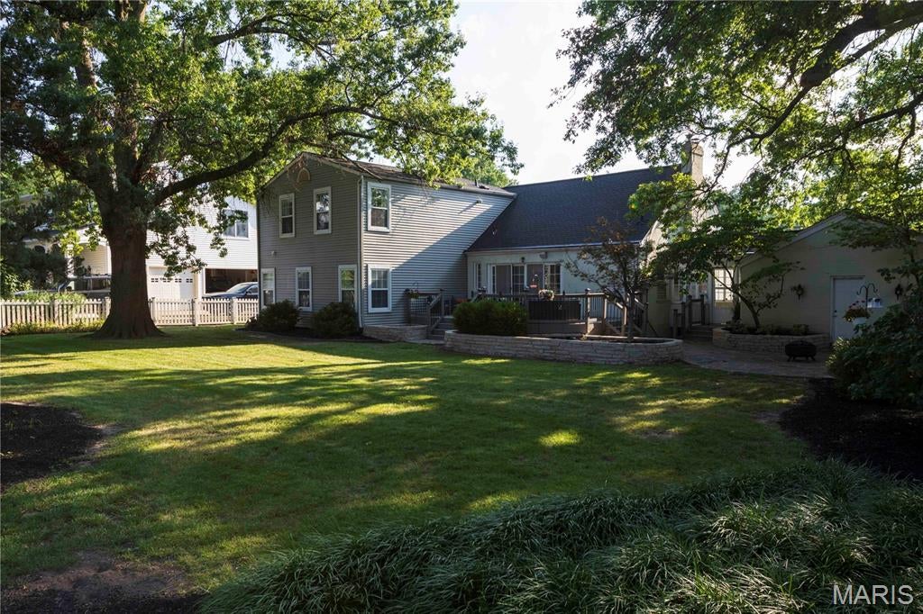 866 N Taylor Avenue
