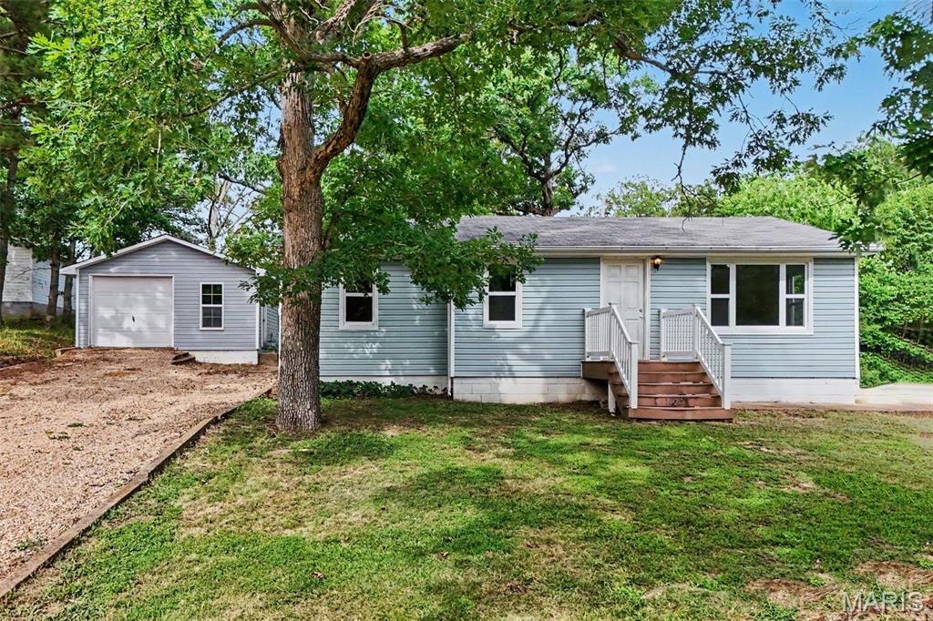 1027 Thatcher Road
