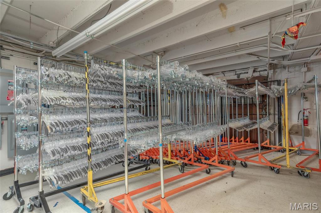 Creve Coeur - Commercial Sale