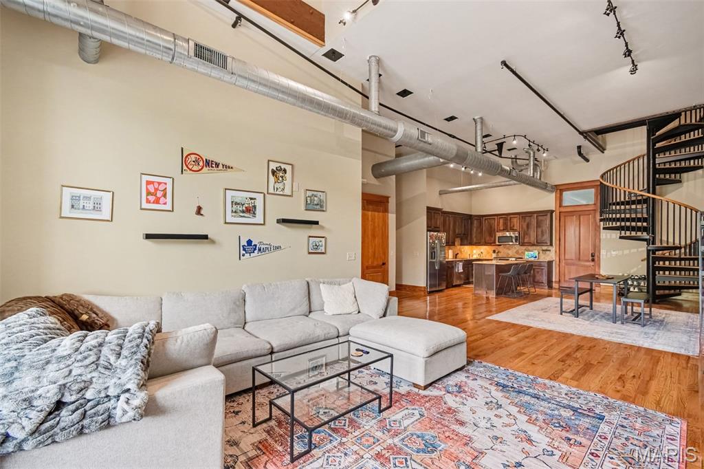 Photo of 3556 Magnolia Avenue #302, St Louis, MO 63118 (MLS # 26066458)
