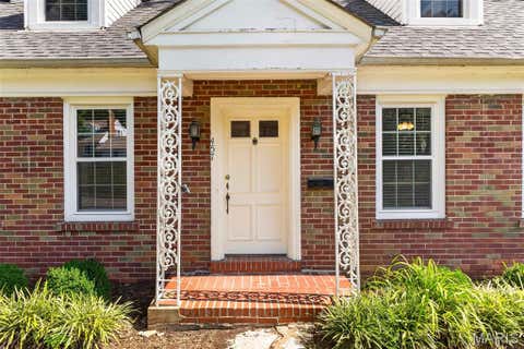 Tiny photo for 457 Catalina Avenue, Webster Groves, MO 63119 (MLS # 26045805)
