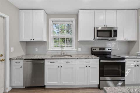 Tiny photo for 457 Catalina Avenue, Webster Groves, MO 63119 (MLS # 26045805)