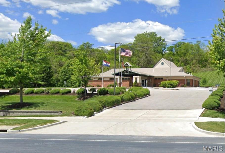 Steen & Cunninghams - Commercial Sale