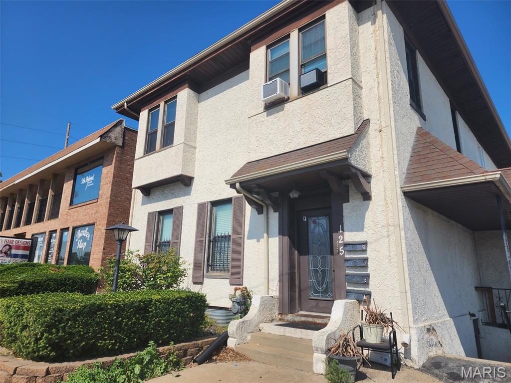 City/Stcharles - Residential Income