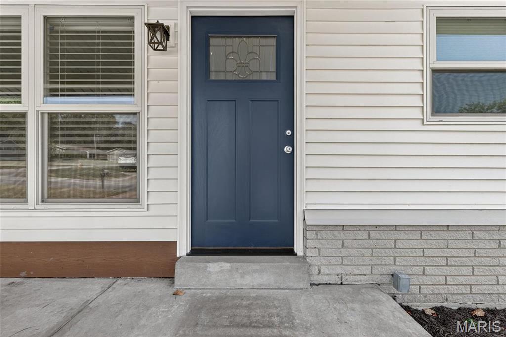 St Louis, Missouri 63146, United States, 3 Bedrooms Bedrooms, ,3 BathroomsBathrooms,Residential,Pending,210951