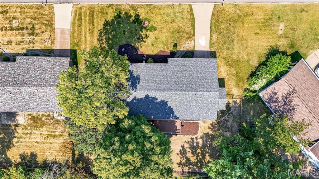 St Louis, Missouri 63146, United States, 3 Bedrooms Bedrooms, ,3 BathroomsBathrooms,Residential,Pending,210951