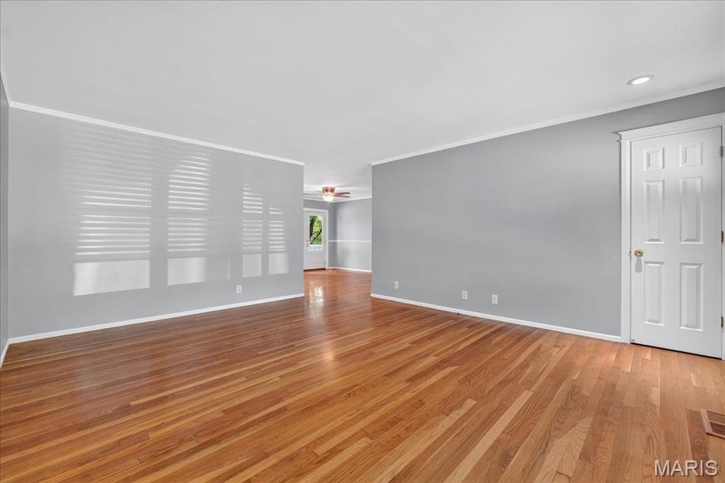 St Louis, Missouri 63146, United States, 3 Bedrooms Bedrooms, ,3 BathroomsBathrooms,Residential,Pending,210951