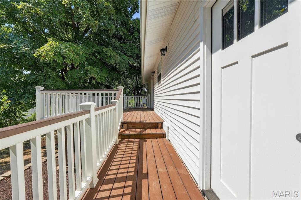 St Louis, Missouri 63146, United States, 3 Bedrooms Bedrooms, ,3 BathroomsBathrooms,Residential,Pending,210951