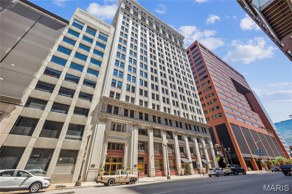 Master Marquette Buiding Maste - Commercial Sale