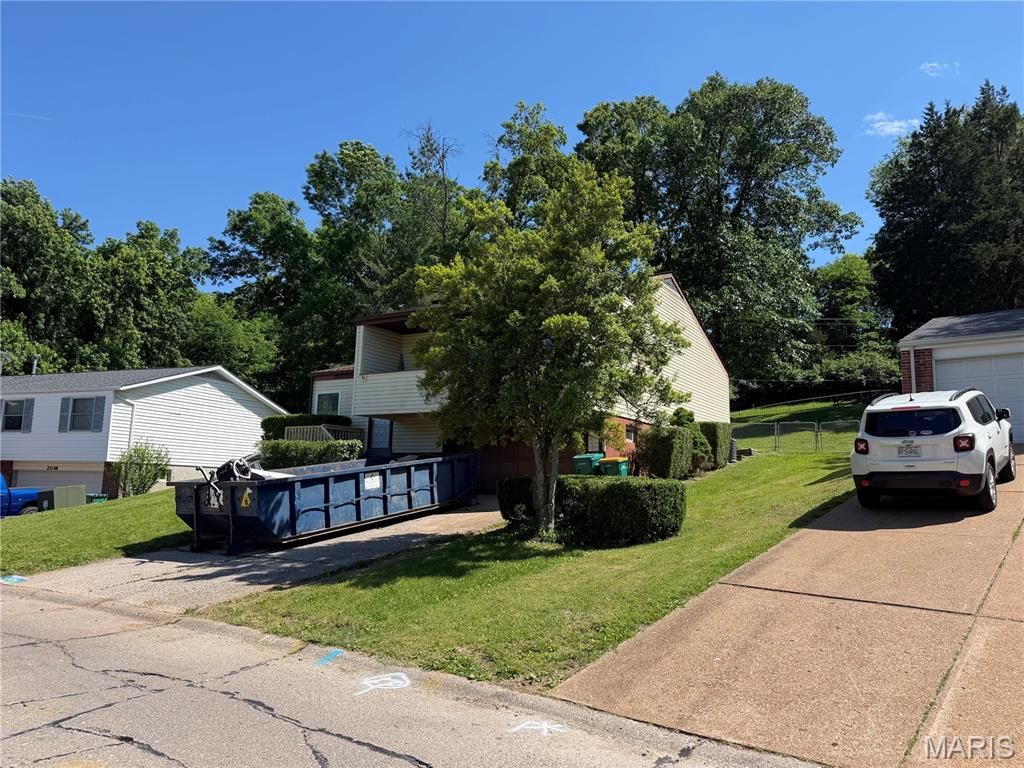 Photo of 2042 Catlin Drive, Barnhart, MO 63012 (MLS # 26029675)