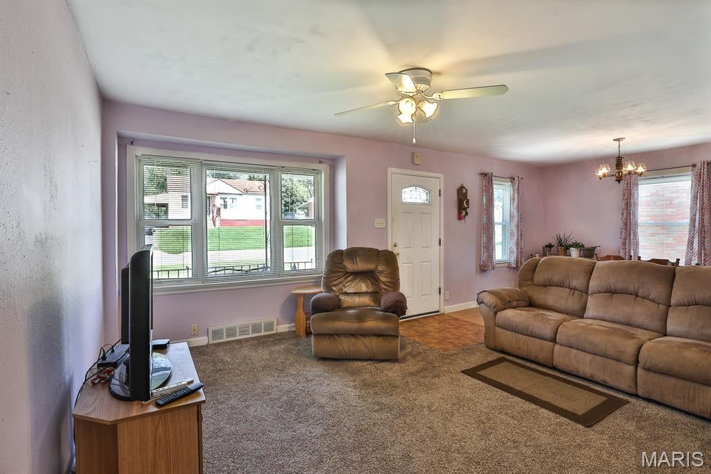 10600 Saint Xavier Lane
