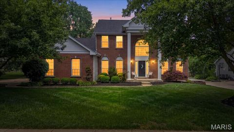 Photo of 17821 Wilderness Cliff Court, Wildwood, MO 63005 (MLS # 26031346)