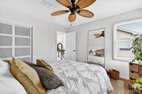 Tiny photo for 16176 Lea Oak Court, Chesterfield, MO 63017 (MLS # 25077393)