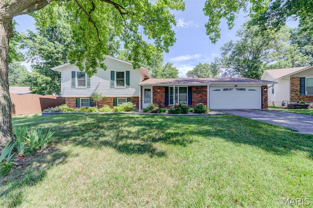 6 Barkwood Court