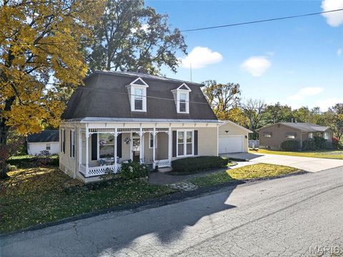 5548 Chestnut Street Augusta MO 63332