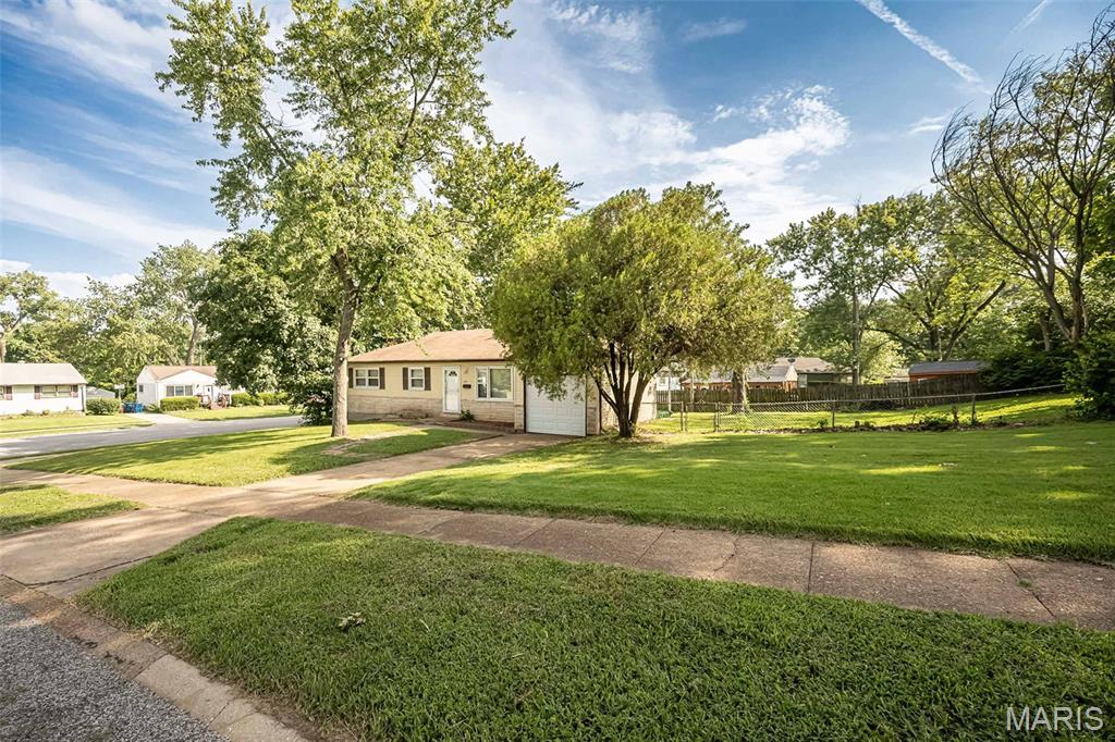 1115 Forestwood Drive
