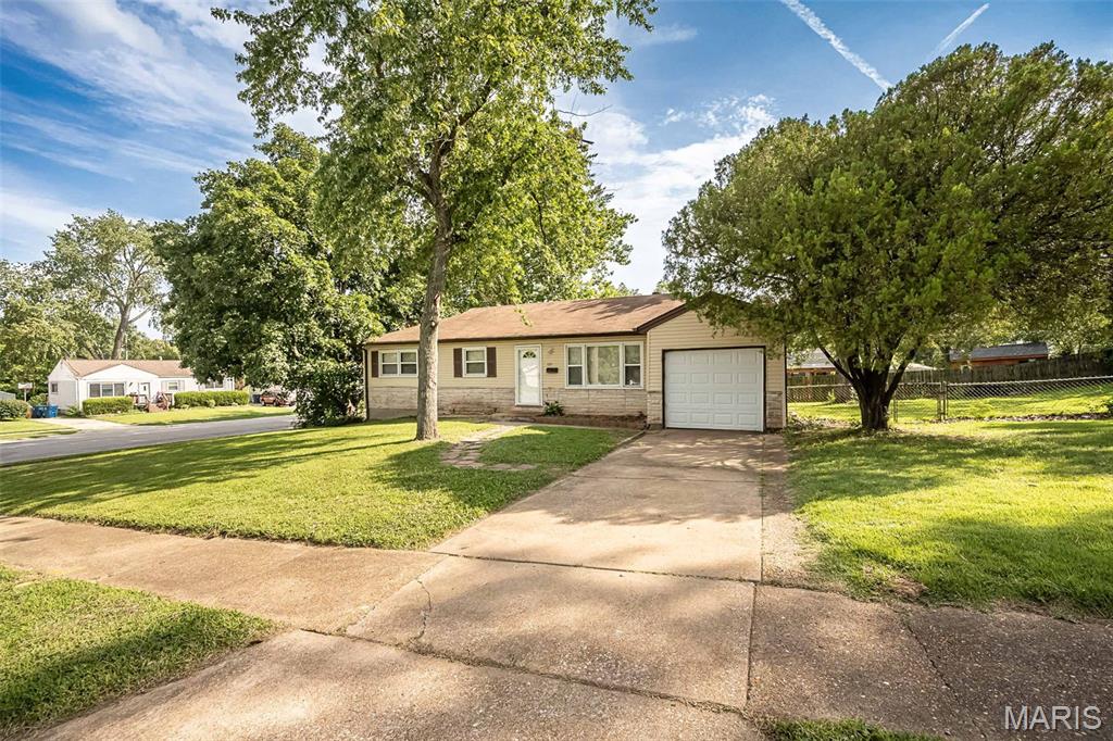 1115 Forestwood Drive