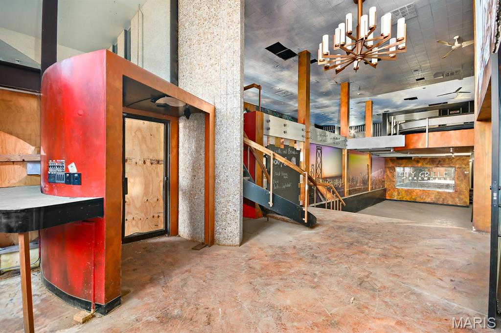 3914 Lindell Boulevard