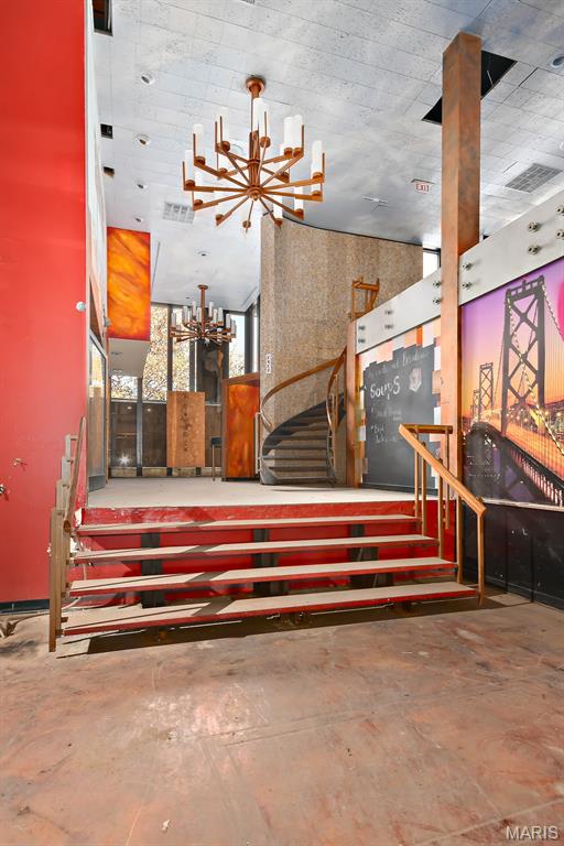 Lindells Add 03 - Commercial Sale