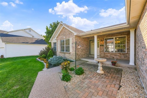 Tiny photo for 265 E Governor Place, St Charles, MO 63301 (MLS # 26064626)
