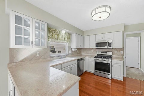 Tiny photo for 265 E Governor Place, St Charles, MO 63301 (MLS # 26064626)