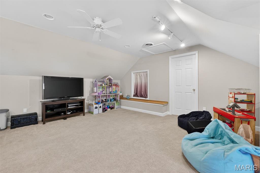 University Hills - Residential