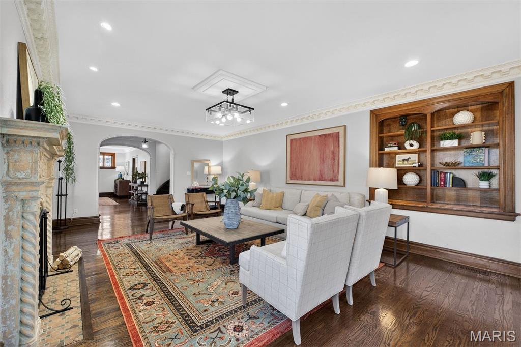 University Hills - Residential